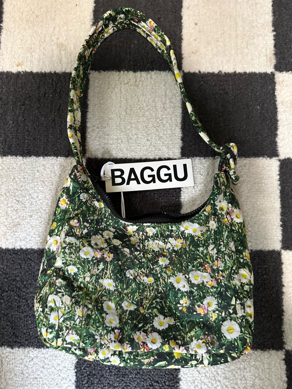Baggu daisy mini shoulder bag